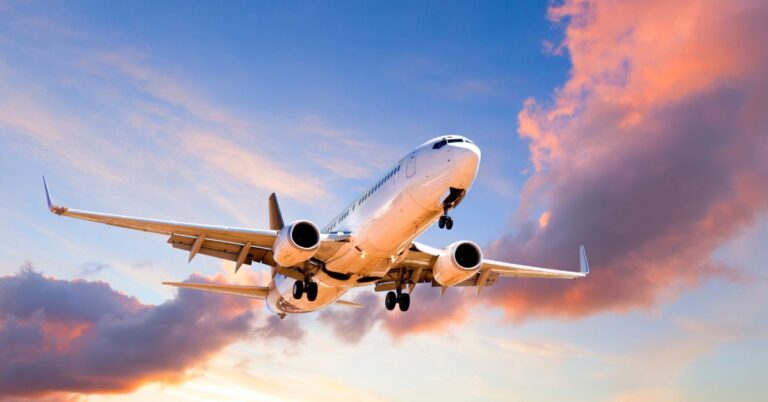 United Airlines Flight UA770 Emergency Diversion