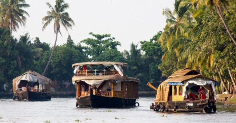Cochin Munnar Alleppey Tour